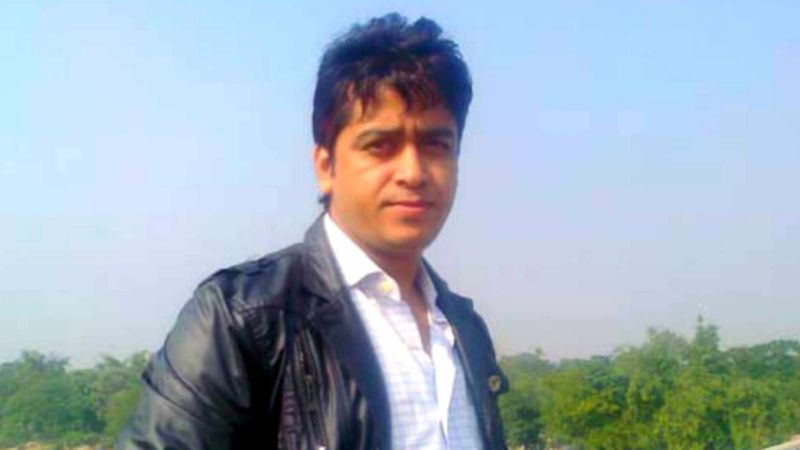 অশ্রুসিক্ত অপেক্ষা ফুরোয়নি